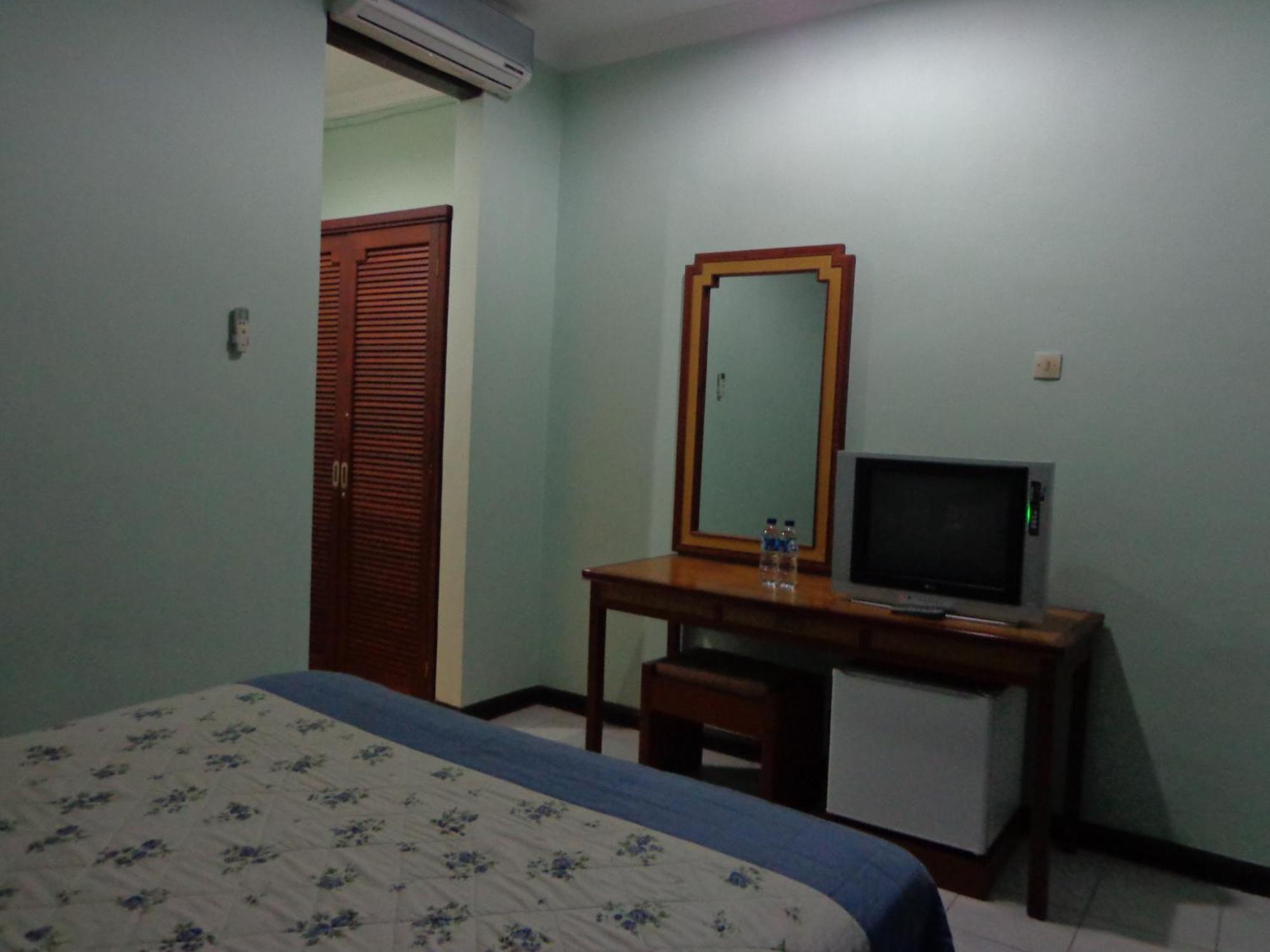 D' Kubu Pratama Homestay Nusa Dua  Kamer foto