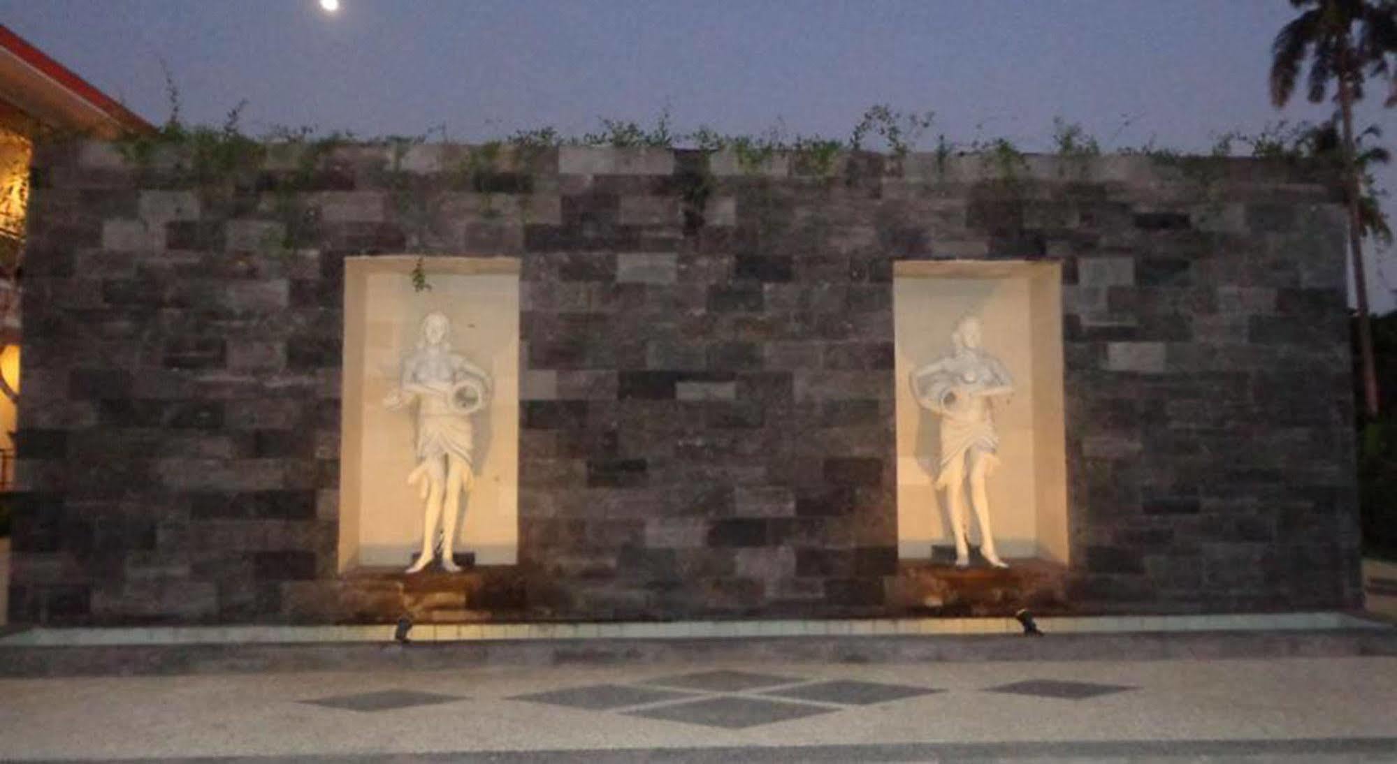 D' Kubu Pratama Homestay Nusa Dua  Buitenkant foto